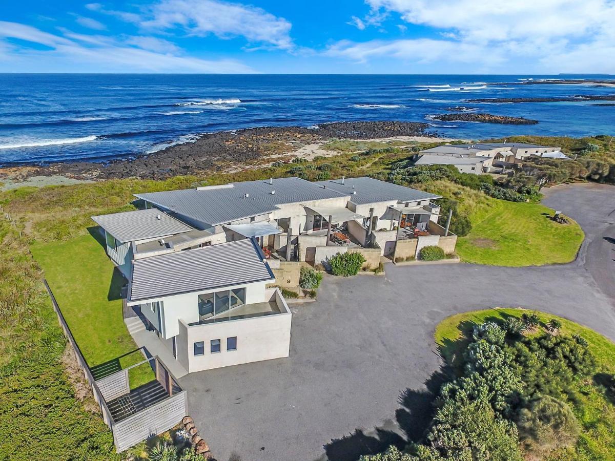 Hearns Beachside Villa 2 Port Fairy Eksteriør bilde