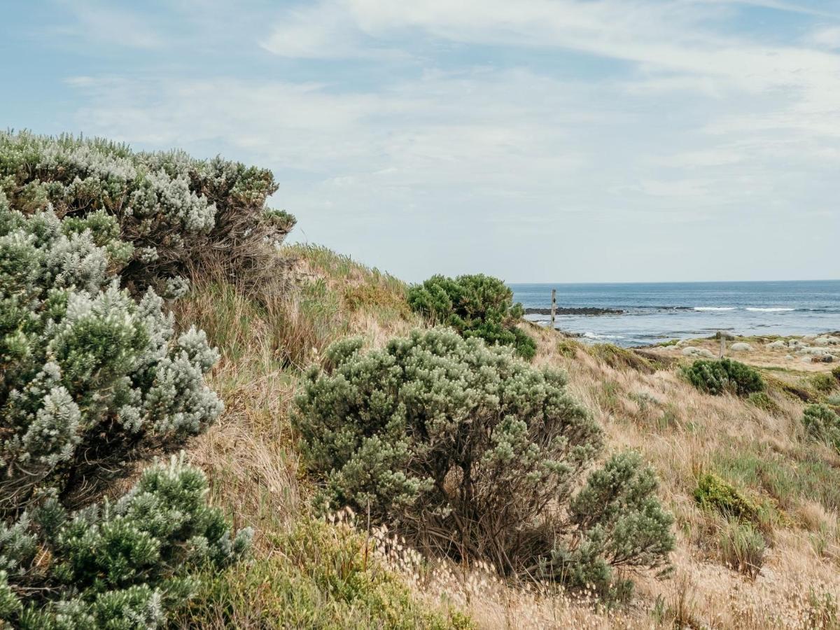 Hearns Beachside Villa 2 Port Fairy Eksteriør bilde