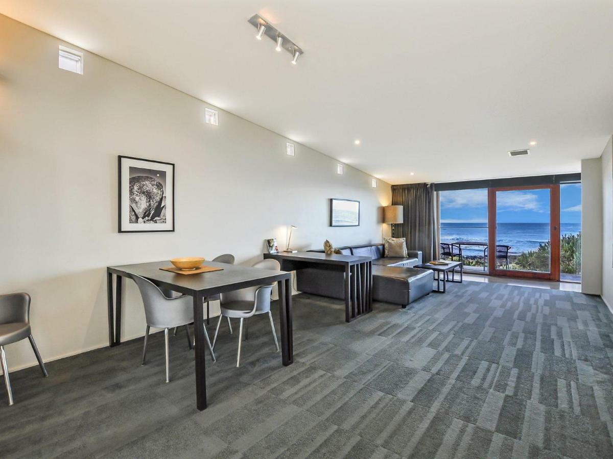 Hearns Beachside Villa 2 Port Fairy Eksteriør bilde