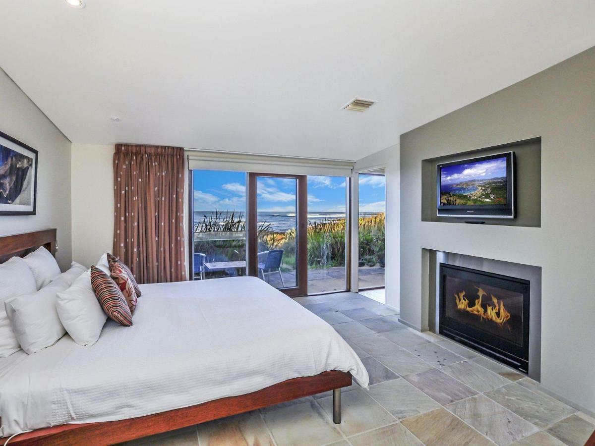 Hearns Beachside Villa 2 Port Fairy Eksteriør bilde