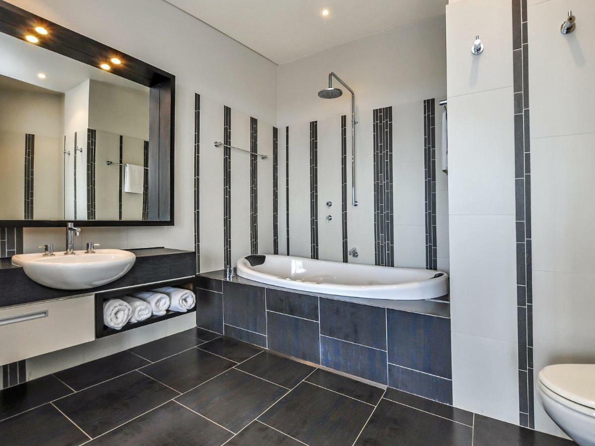 Hearns Beachside Villa 2 Port Fairy Eksteriør bilde